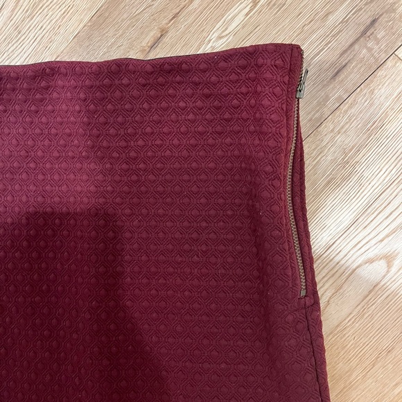 Loft soft stretch high waisted burgundy skirt size XXS - Picture 2 of 5